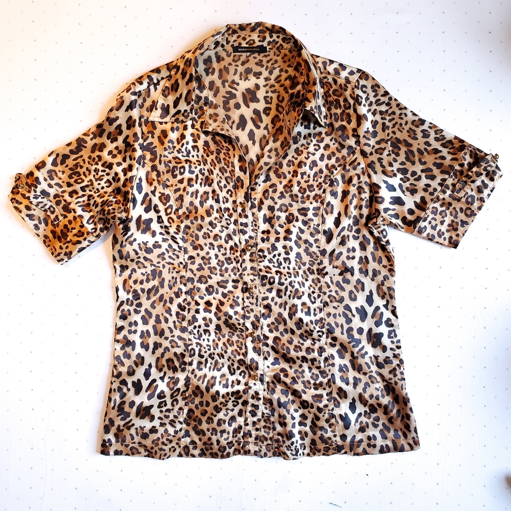 BCBGMaxazria • Silk Leopard V-neck Button Down Blouse